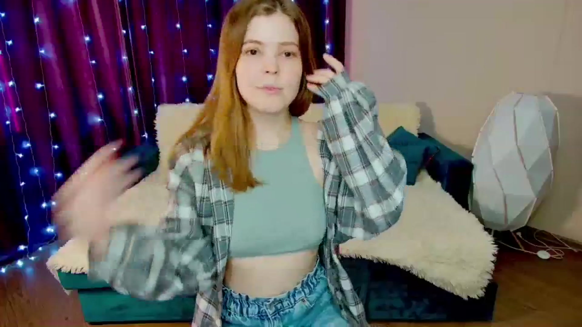 Gallery image thumbnail from EffyShy's myfreecams stream on, 03/11/2024, 08:41 image 19 of 20