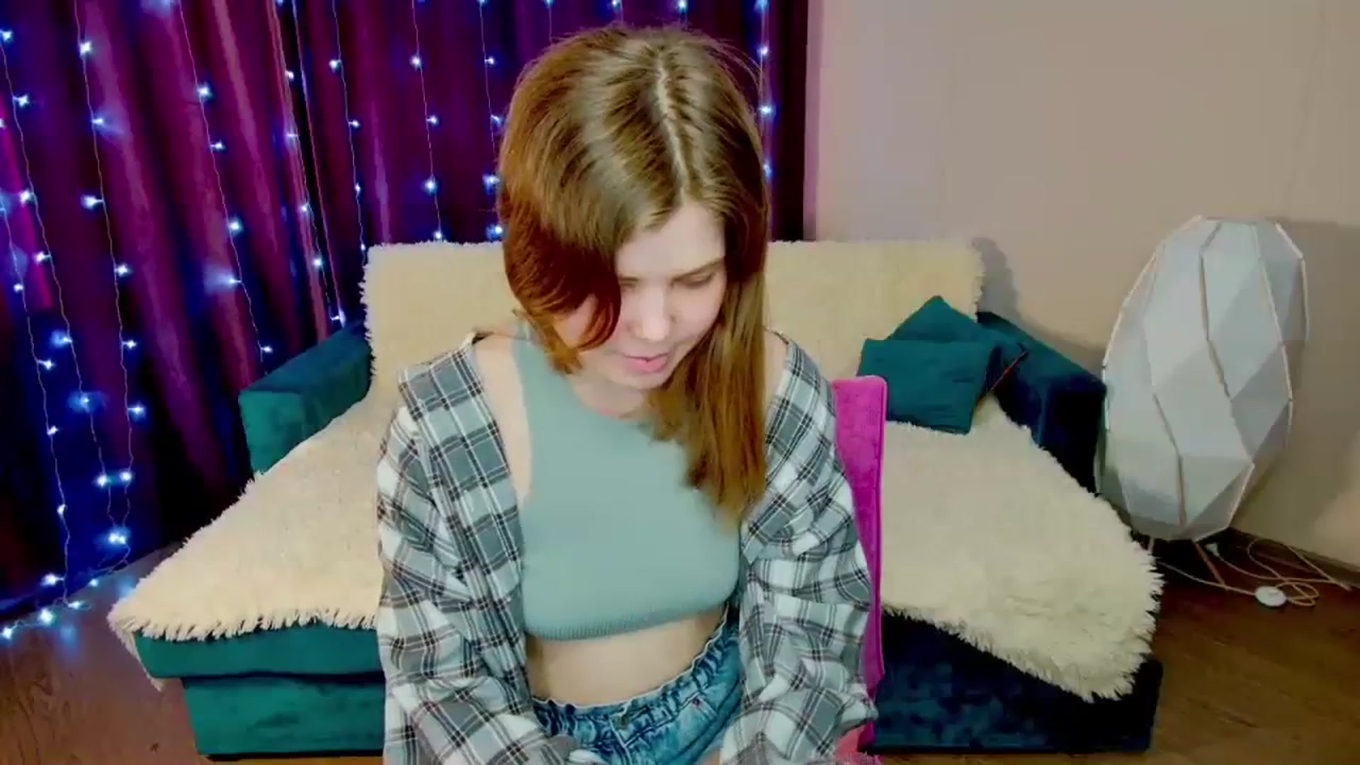 Gallery image thumbnail from EffyShy's myfreecams stream on, 03/11/2024, 08:41 image 10 of 20