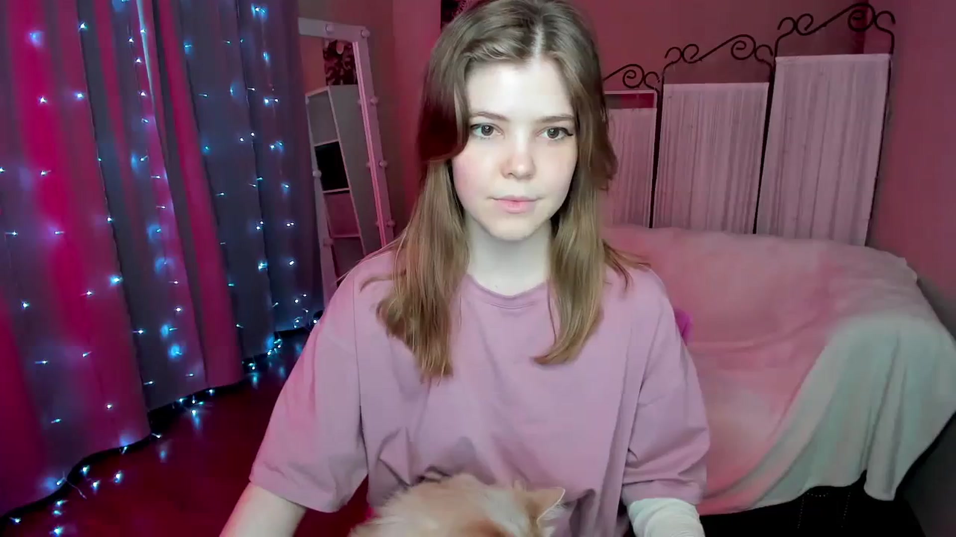 Gallery image thumbnail from EffyShy's myfreecams stream on, 03/27/2024, 09:49 image 6 of 20