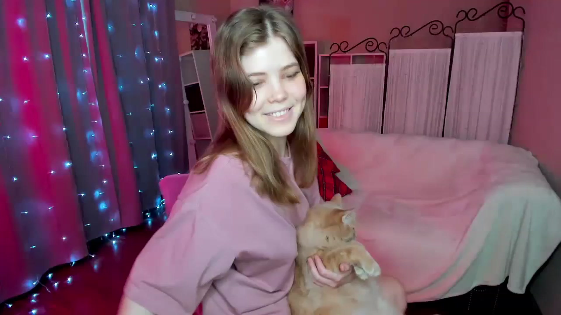 Gallery image thumbnail from EffyShy's myfreecams stream on, 03/27/2024, 09:49 image 1 of 20