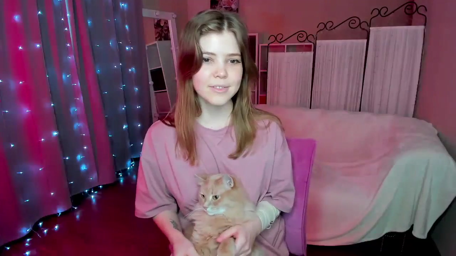 Gallery image thumbnail from EffyShy's myfreecams stream on, 03/27/2024, 09:49 image 5 of 20