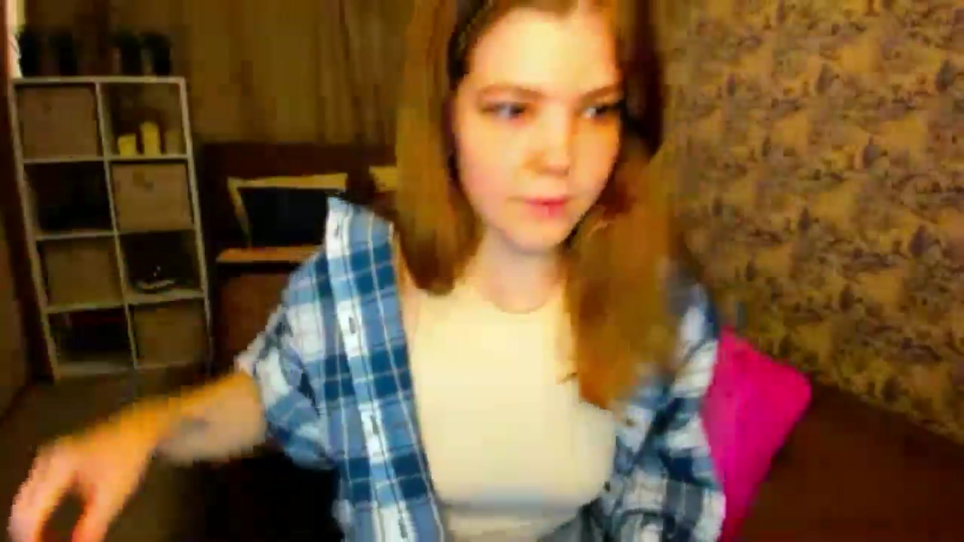 Gallery image thumbnail from EffyShy's myfreecams stream on, 04/26/2024, 12:20 image 10 of 20