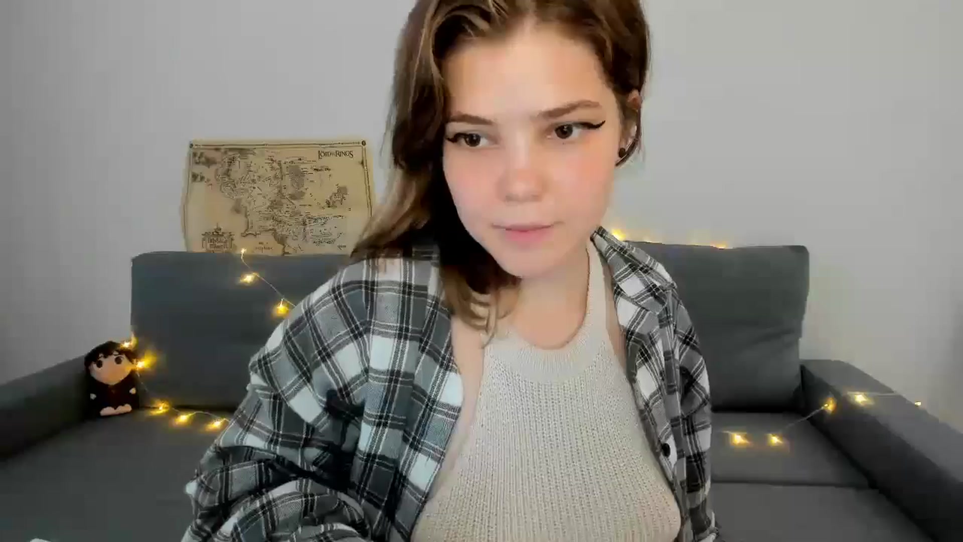 Gallery image thumbnail from EffyShy's myfreecams stream on, 05/31/2024, 10:00 image 11 of 20