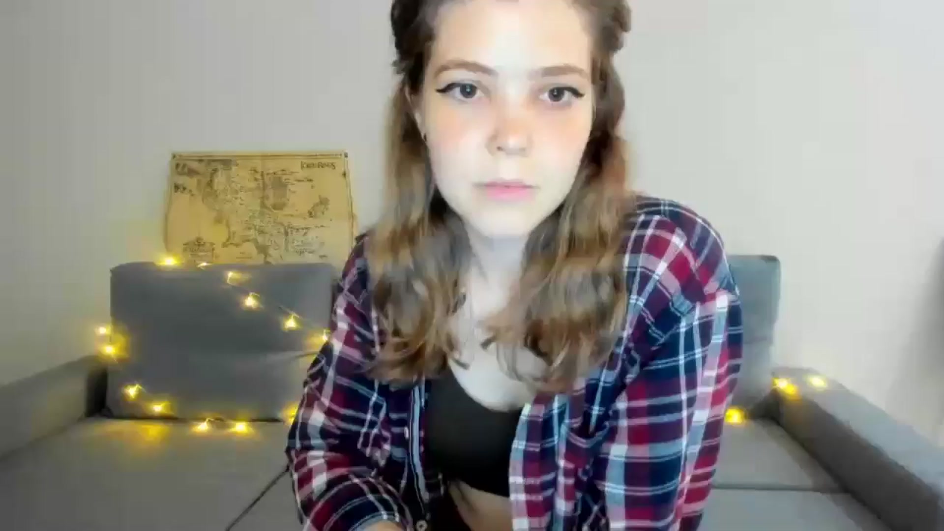 Gallery image thumbnail from EffyShy's myfreecams stream on, 06/06/2024, 18:19 image 18 of 20