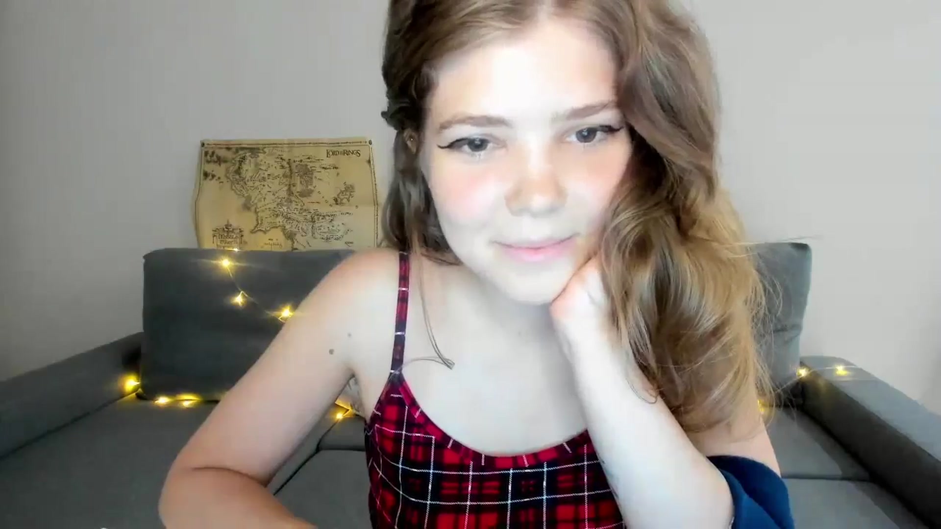 Gallery image thumbnail from EffyShy's myfreecams stream on, 06/14/2024, 18:21 image 15 of 20