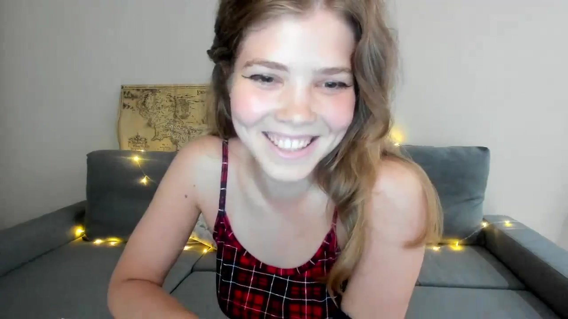 Gallery image thumbnail from EffyShy's myfreecams stream on, 06/14/2024, 18:47 image 4 of 20