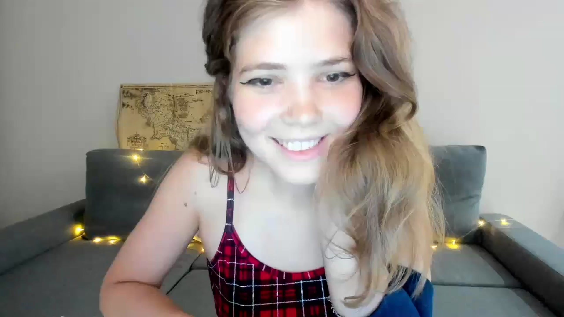 Gallery image thumbnail from EffyShy's myfreecams stream on, 06/14/2024, 18:47 image 9 of 20