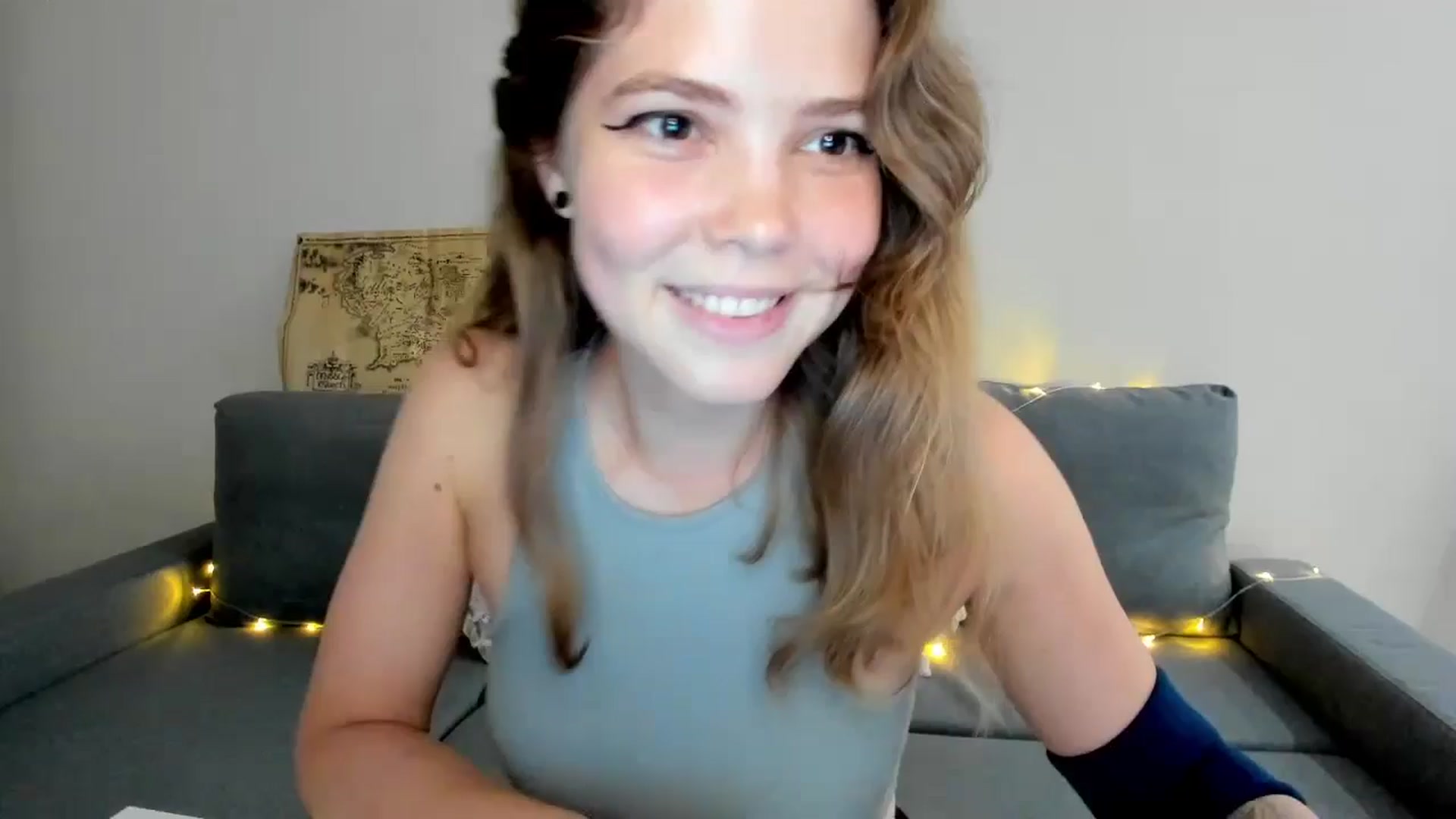 Gallery image thumbnail from EffyShy's myfreecams stream on, 06/23/2024, 19:19 image 1 of 20