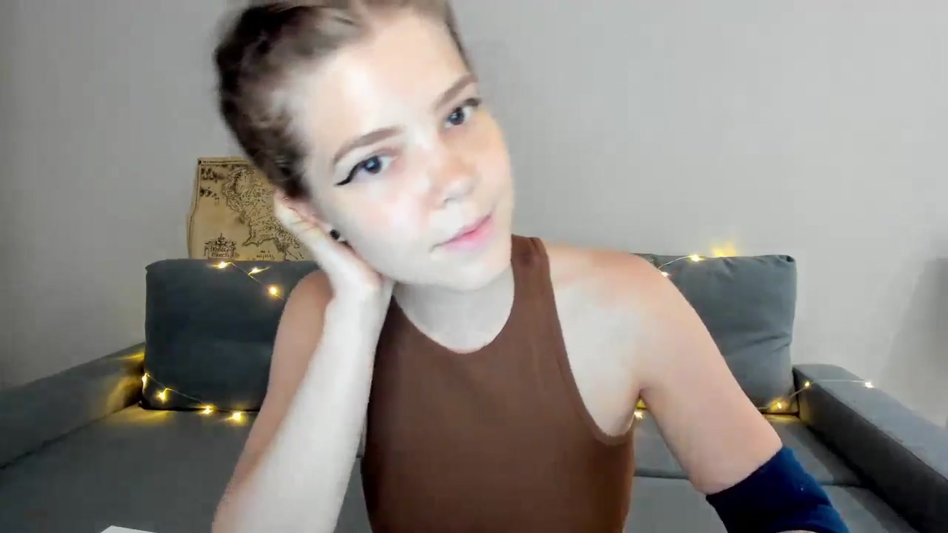 Gallery image thumbnail from EffyShy's myfreecams stream on, 06/27/2024, 16:14 image 19 of 20