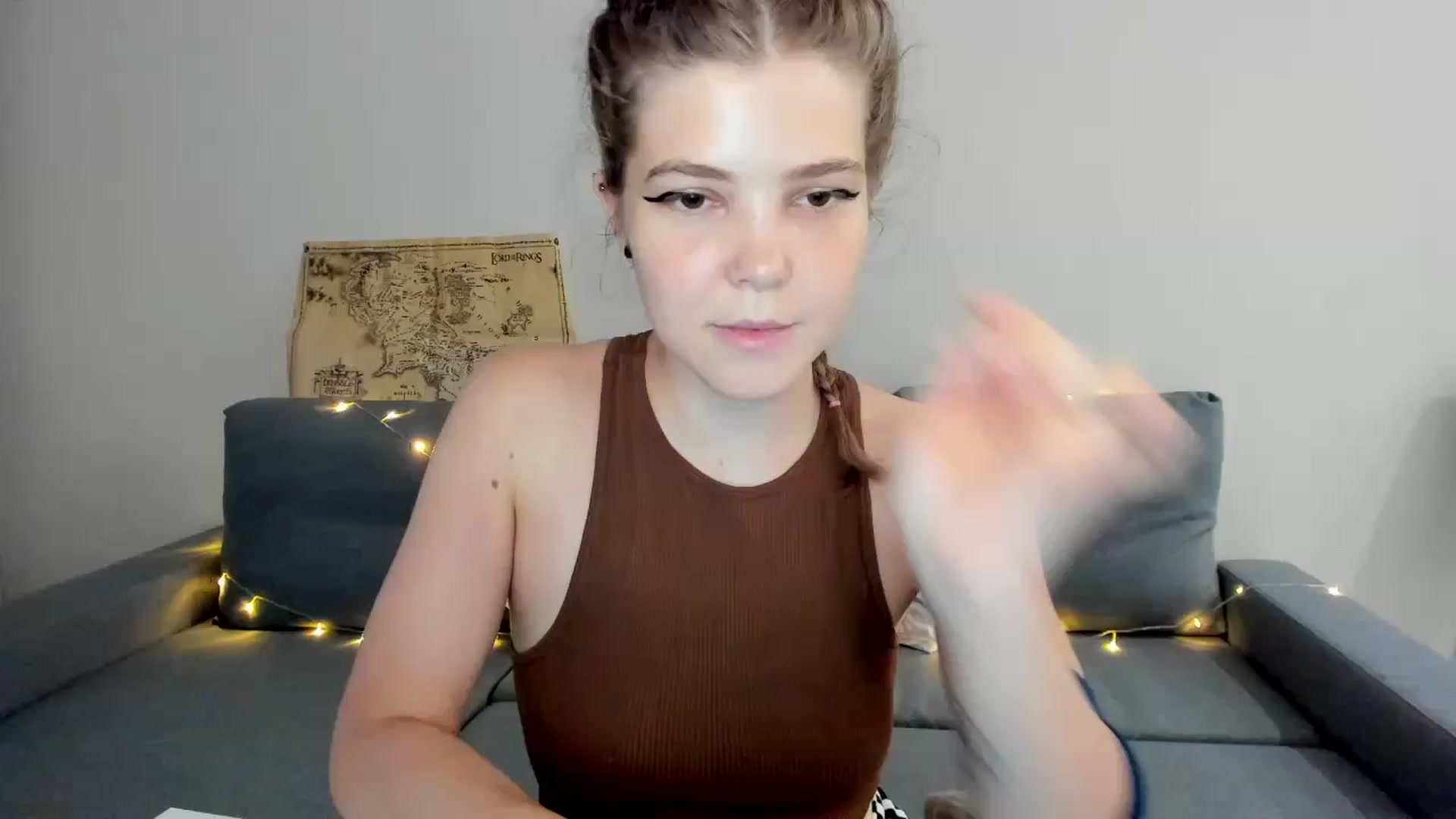 Gallery image thumbnail from EffyShy's myfreecams stream on, 06/27/2024, 16:14 image 13 of 20