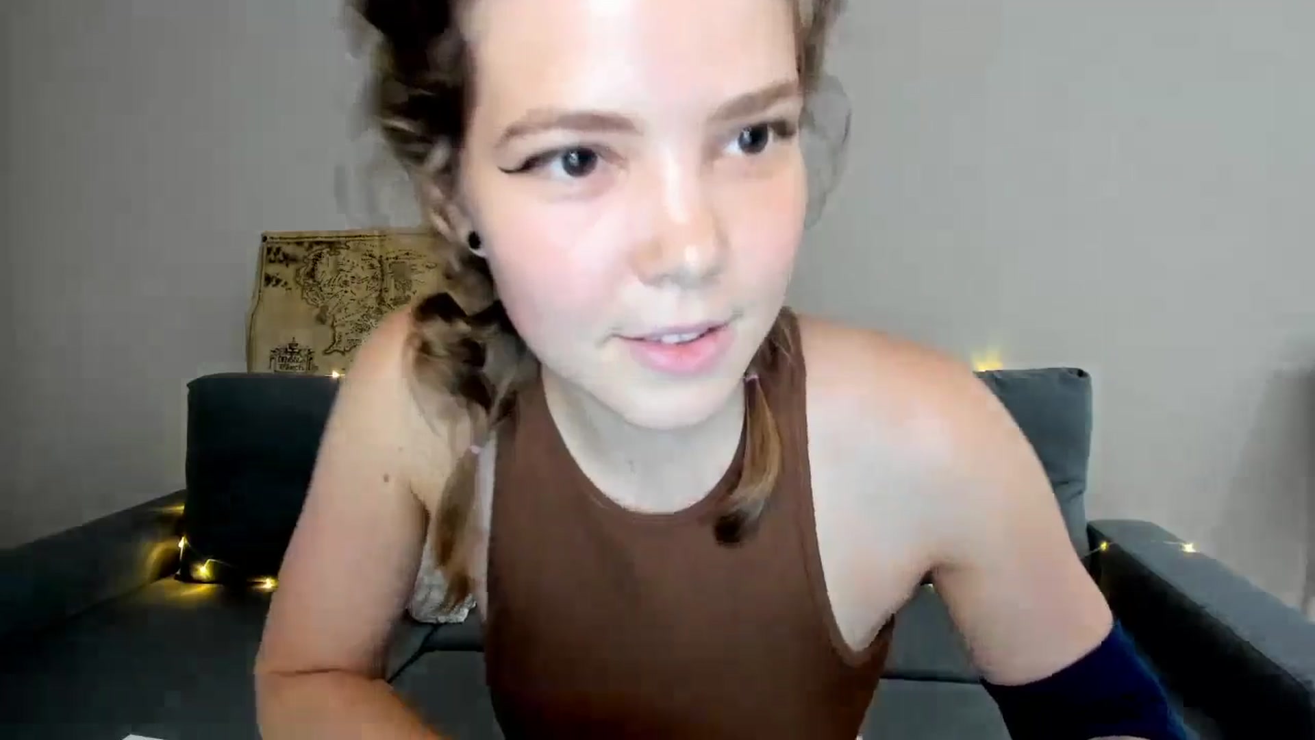 Gallery image thumbnail from EffyShy's myfreecams stream on, 06/29/2024, 17:12 image 12 of 20
