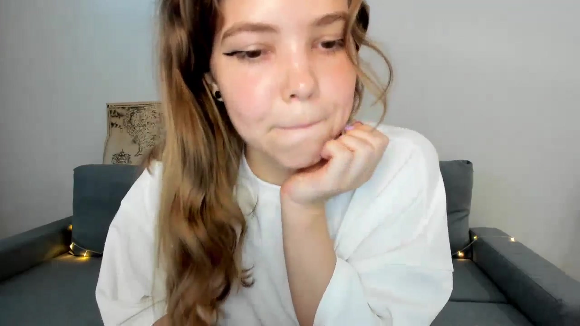 Gallery image thumbnail from EffyShy's myfreecams stream on, 07/09/2024, 09:56 image 3 of 20