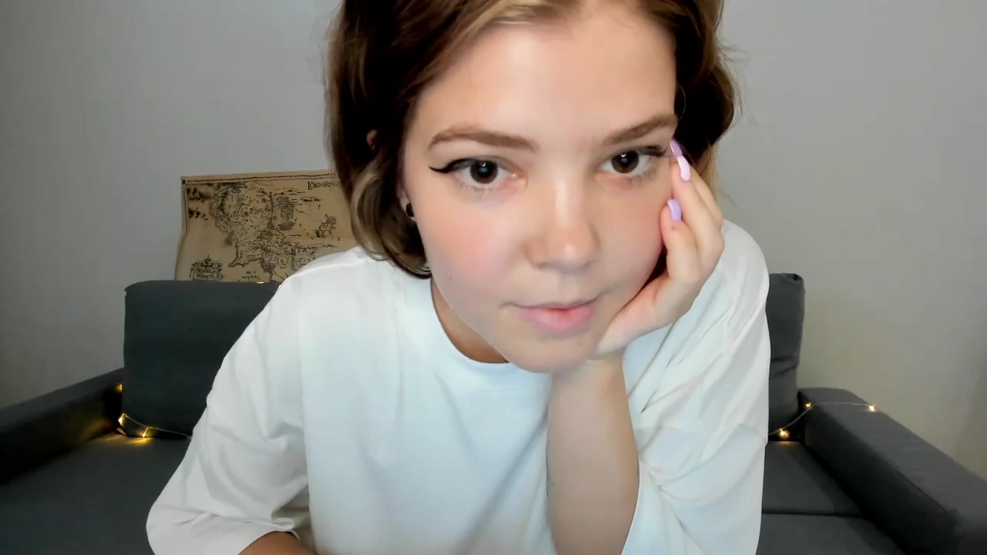 Gallery image thumbnail from EffyShy's myfreecams stream on, 07/09/2024, 14:13 image 9 of 20