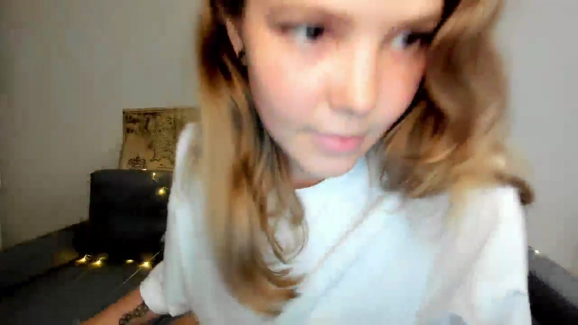 Gallery image thumbnail from EffyShy's myfreecams stream on, 07/18/2024, 19:49 image 2 of 20