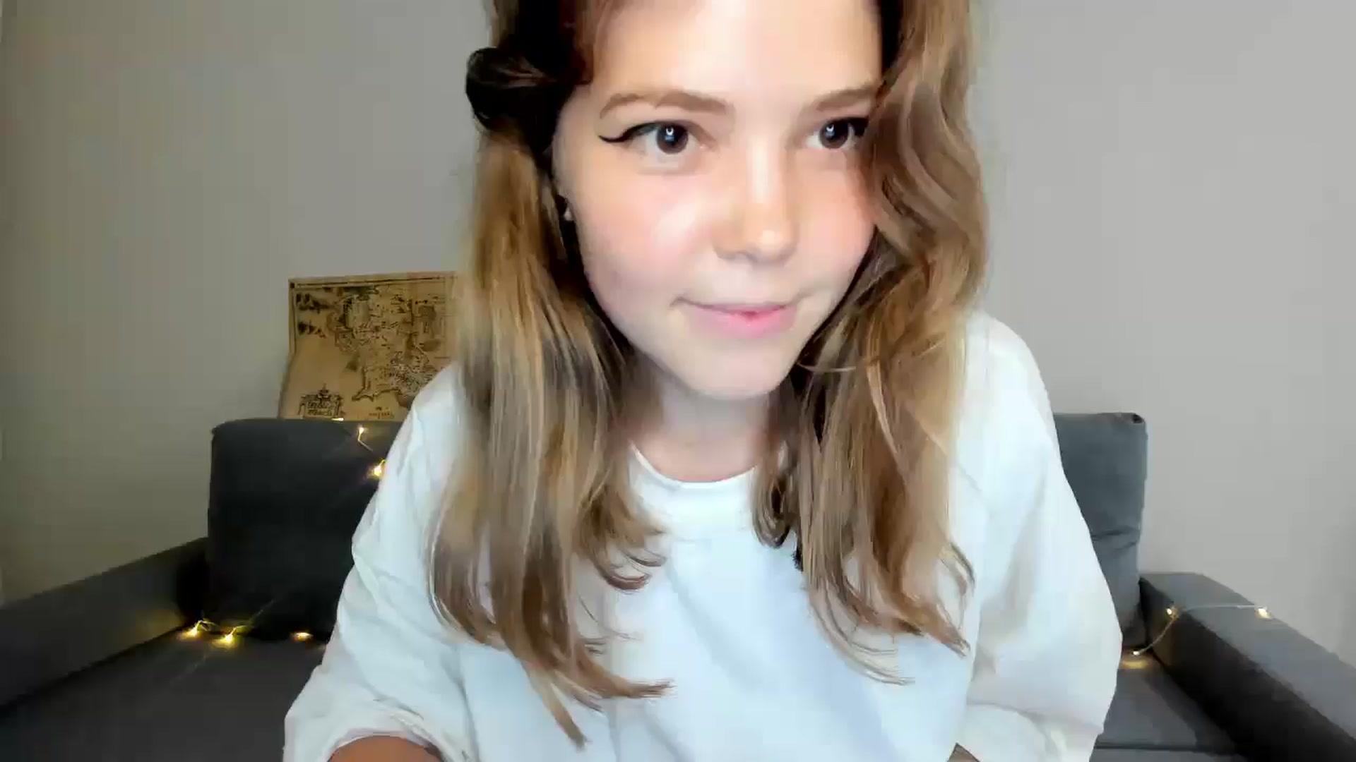 Gallery image thumbnail from EffyShy's myfreecams stream on, 07/18/2024, 19:49 image 20 of 20