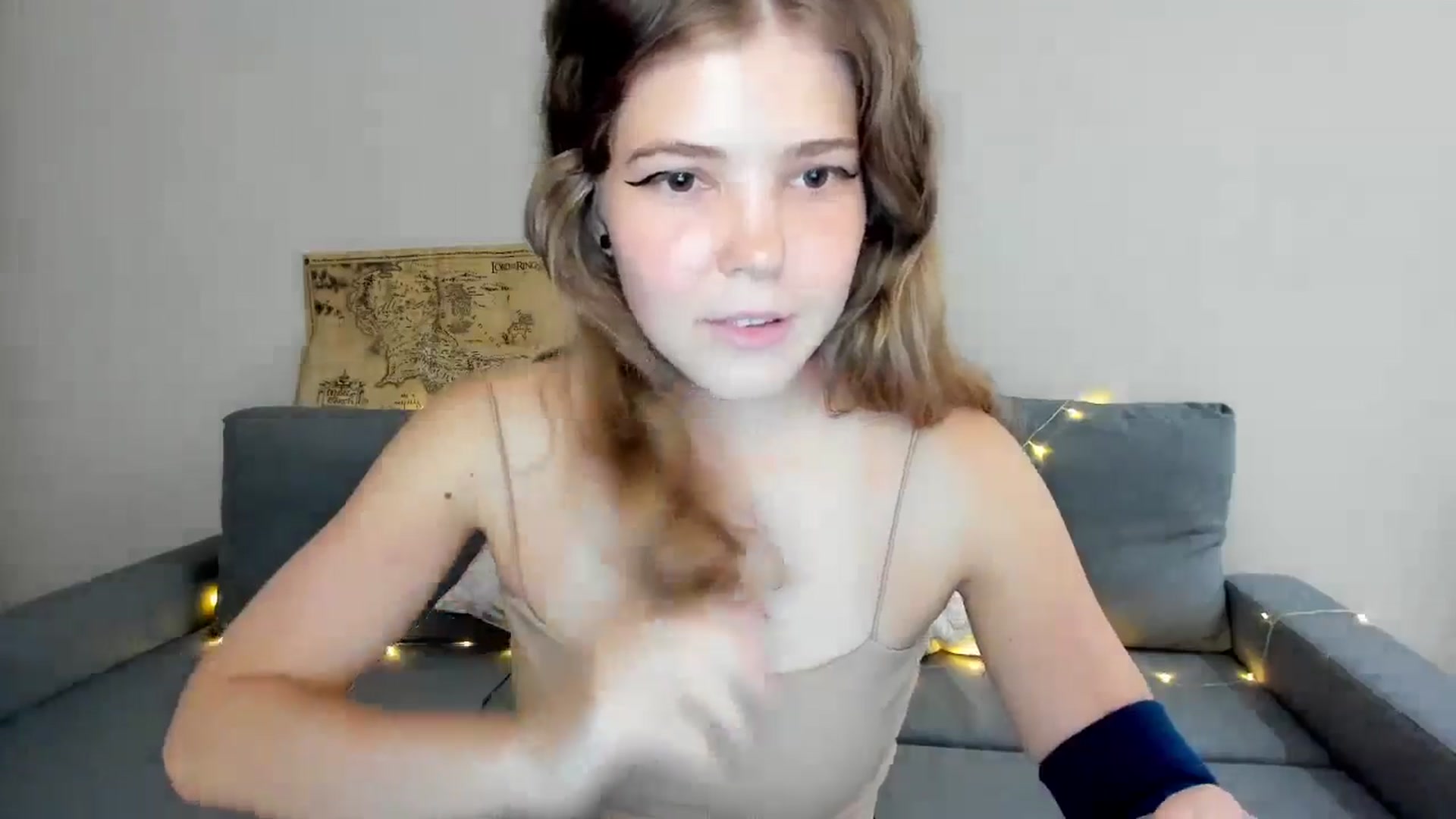 Gallery image thumbnail from EffyShy's myfreecams stream on, 07/19/2024, 19:02 image 12 of 20
