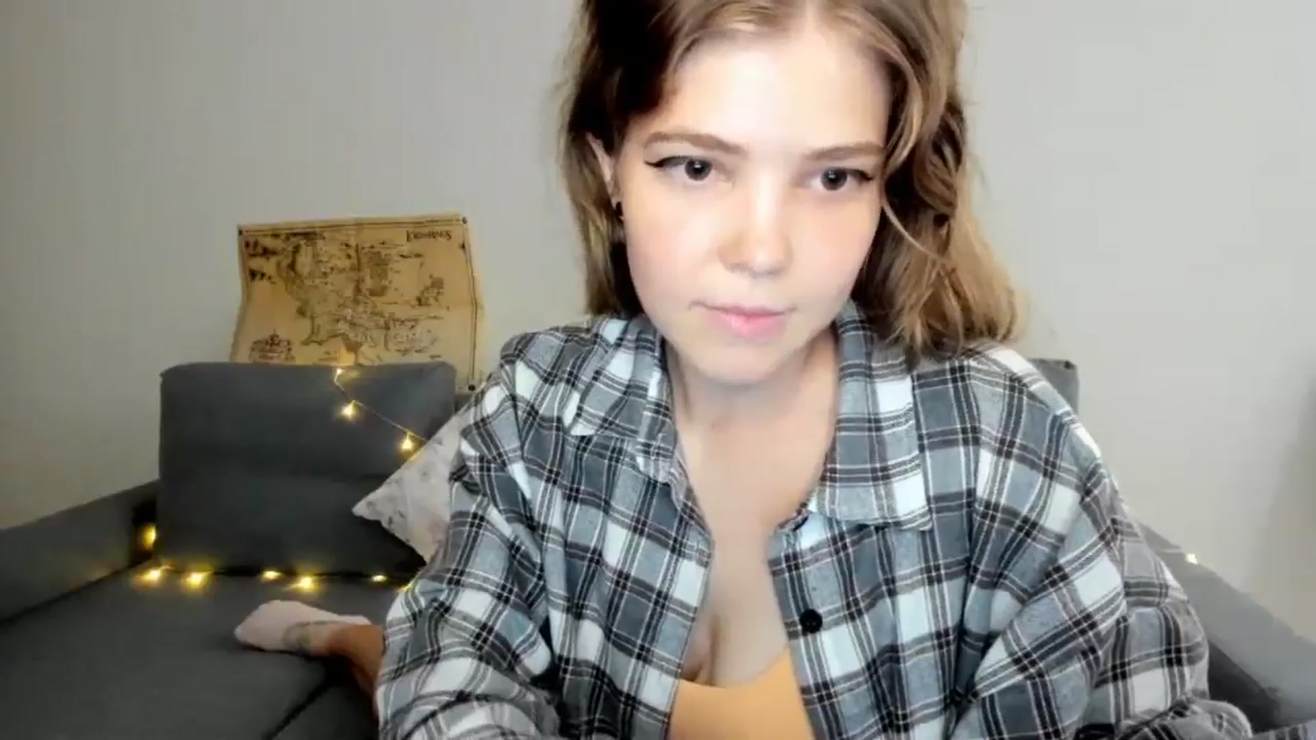 Gallery image thumbnail from EffyShy's myfreecams stream on, 07/21/2024, 18:19 image 11 of 20