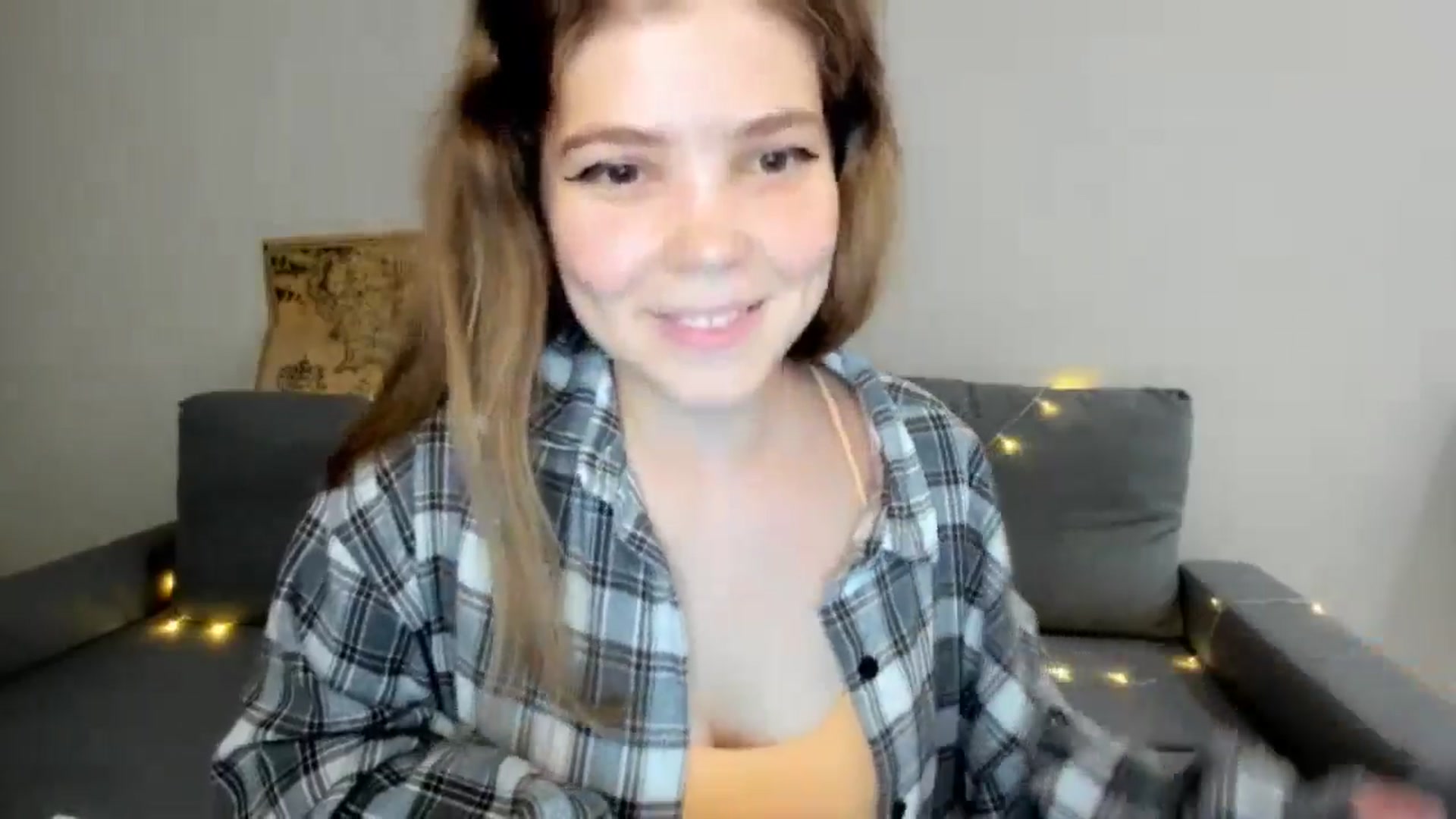 Gallery image thumbnail from EffyShy's myfreecams stream on, 07/21/2024, 18:19 image 2 of 20