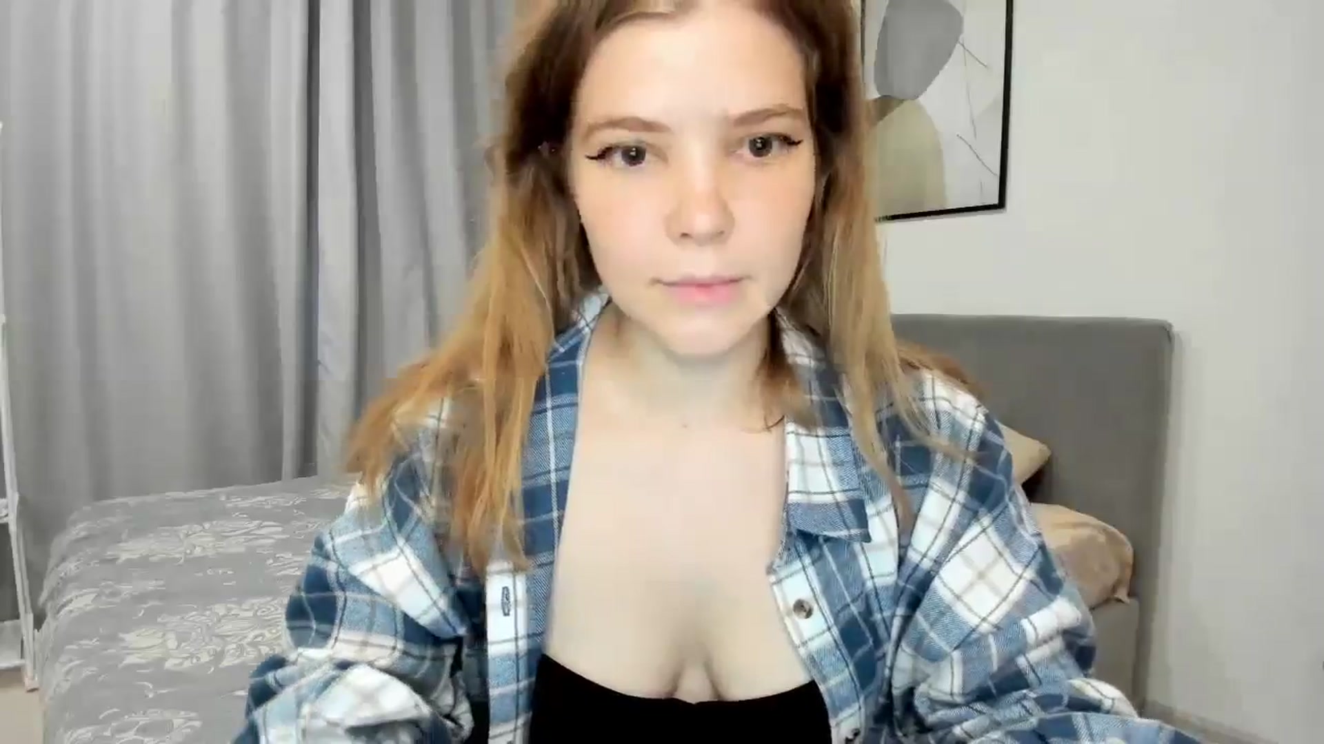 Gallery image thumbnail from EffyShy's myfreecams stream on, 08/14/2024, 15:18 image 19 of 20