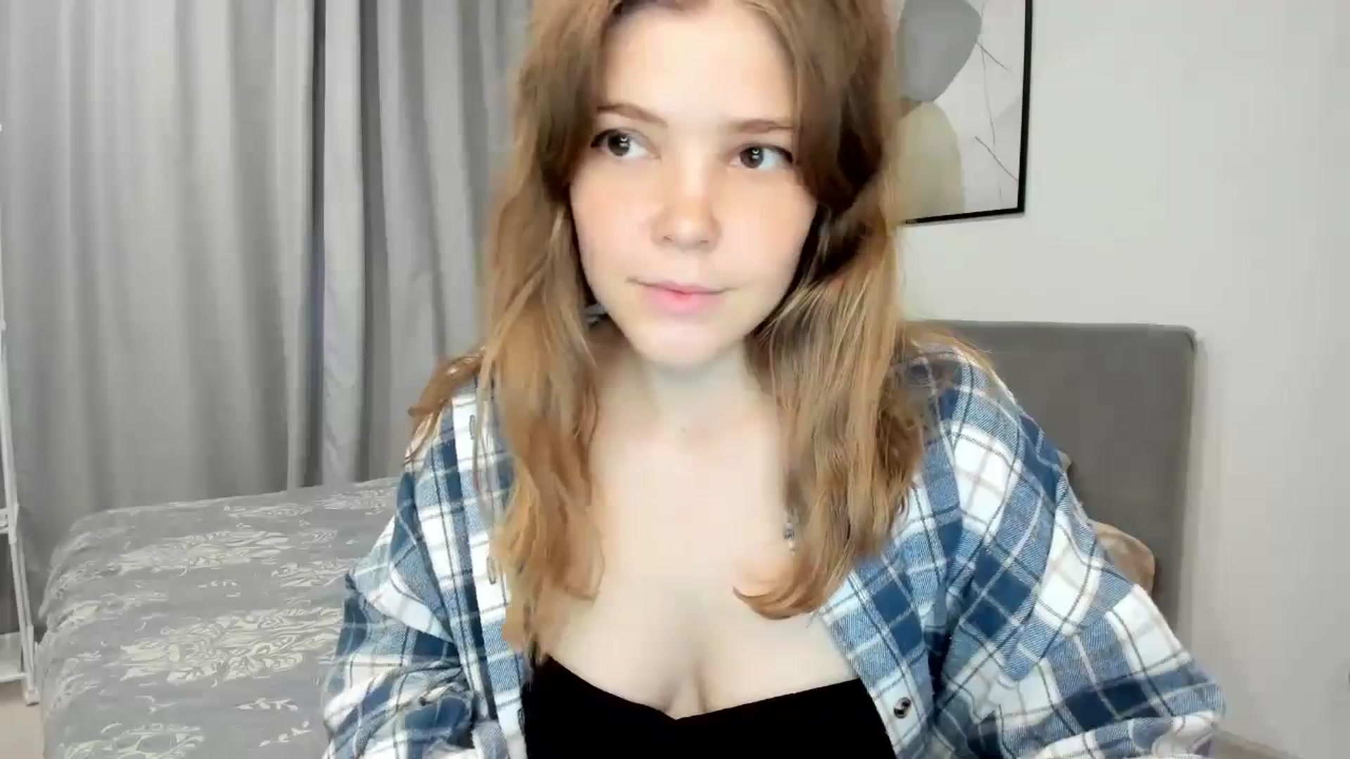 Gallery image thumbnail from EffyShy's myfreecams stream on, 08/14/2024, 15:18 image 5 of 20