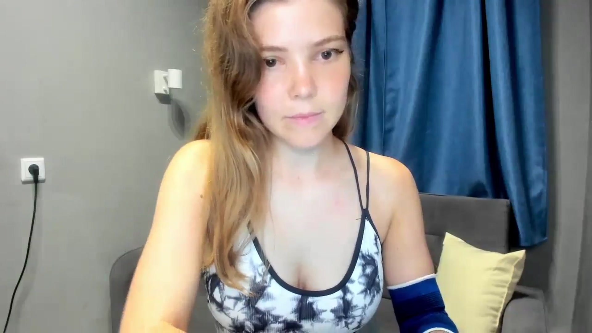 Gallery image thumbnail from EffyShy's myfreecams stream on, 09/07/2024, 22:44 image 20 of 20