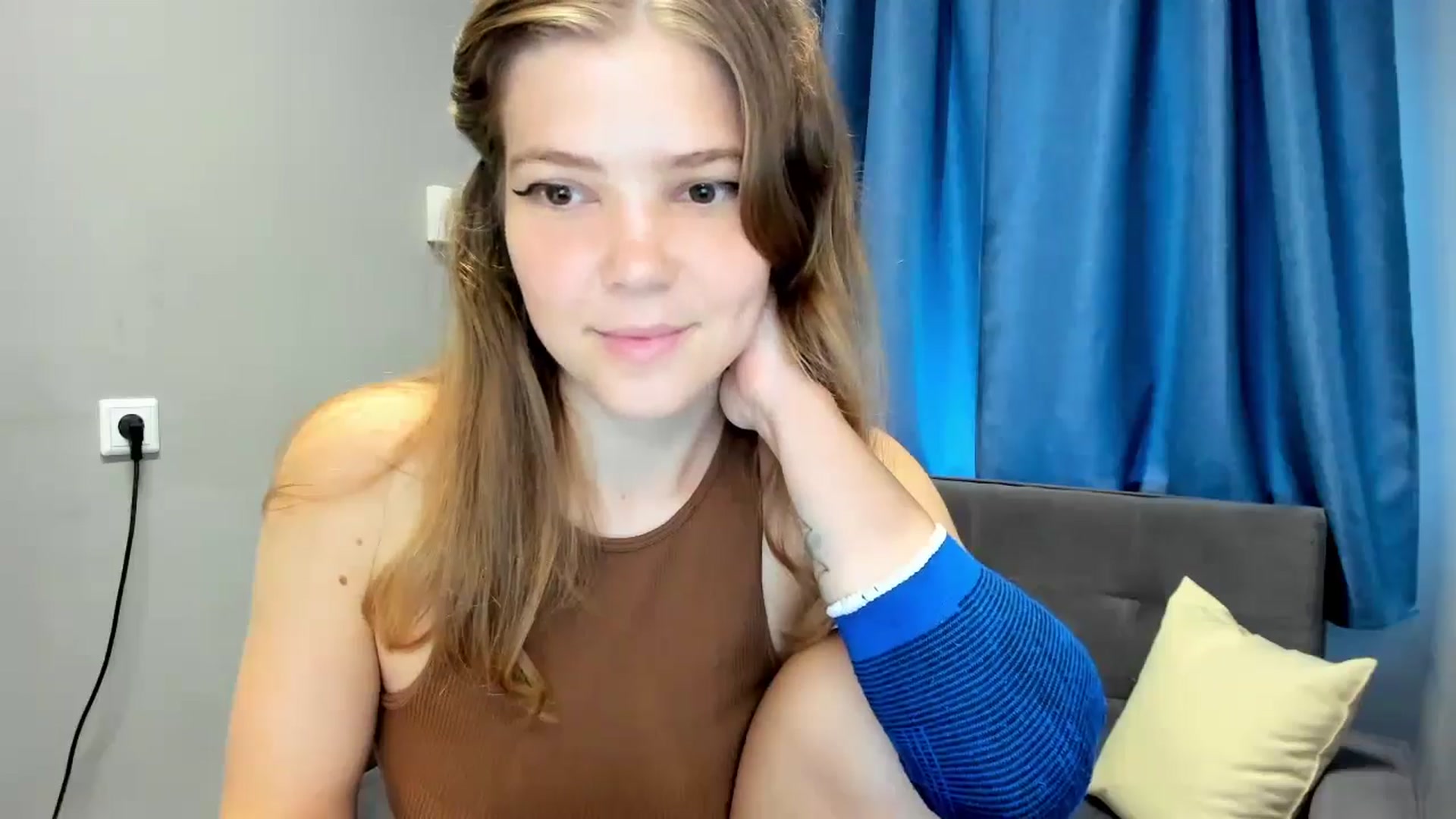 Gallery image thumbnail from EffyShy's myfreecams stream on, 09/09/2024, 14:24 image 20 of 20