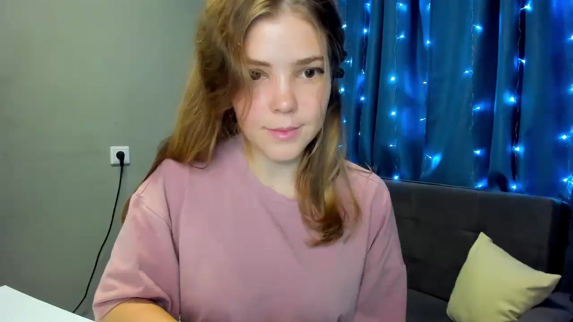 Gallery image thumbnail from EffyShy's myfreecams stream on, 10/09/2024, 21:44 image 19 of 20