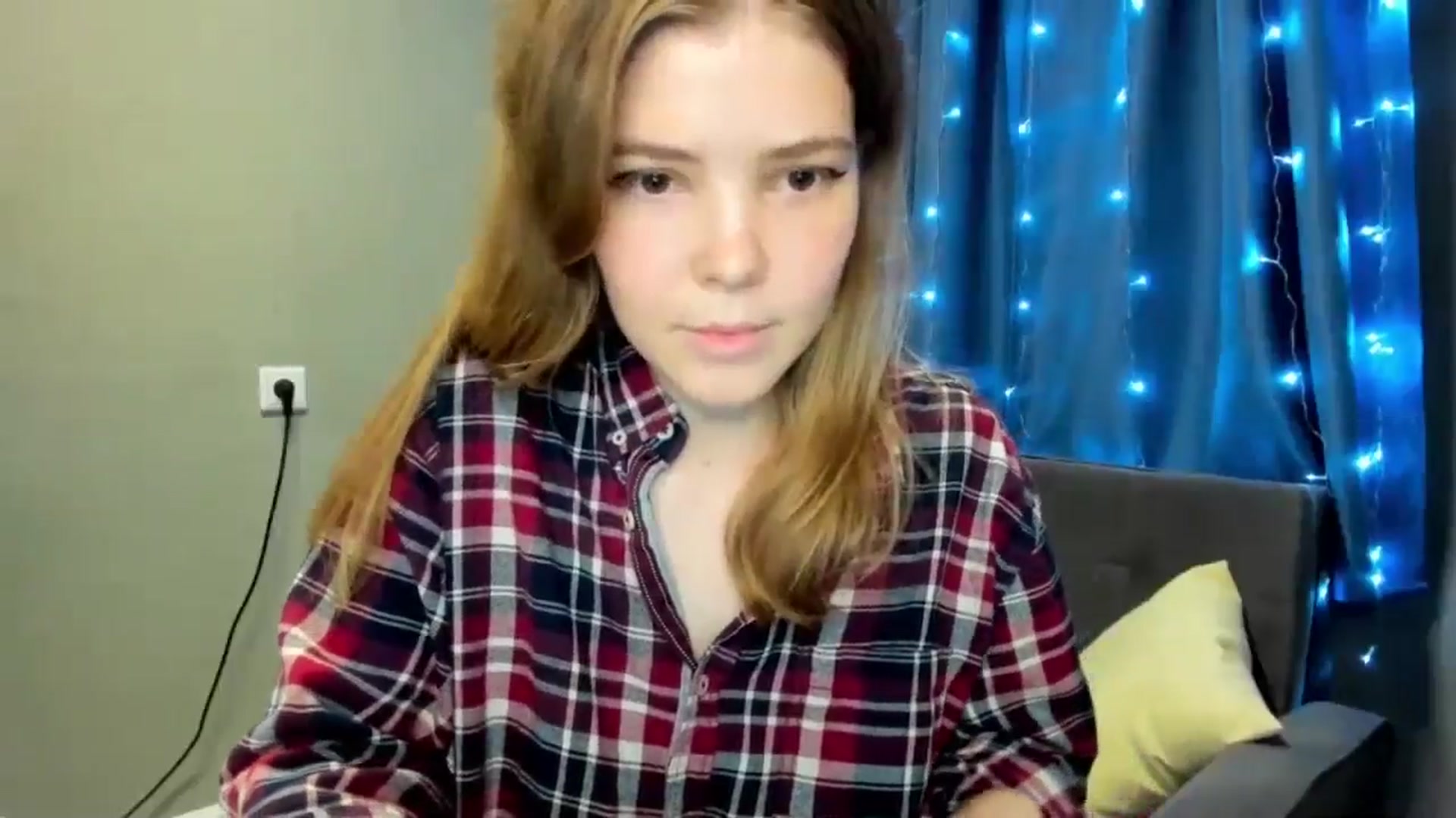Gallery image thumbnail from EffyShy's myfreecams stream on, 10/20/2024, 19:18 image 10 of 20