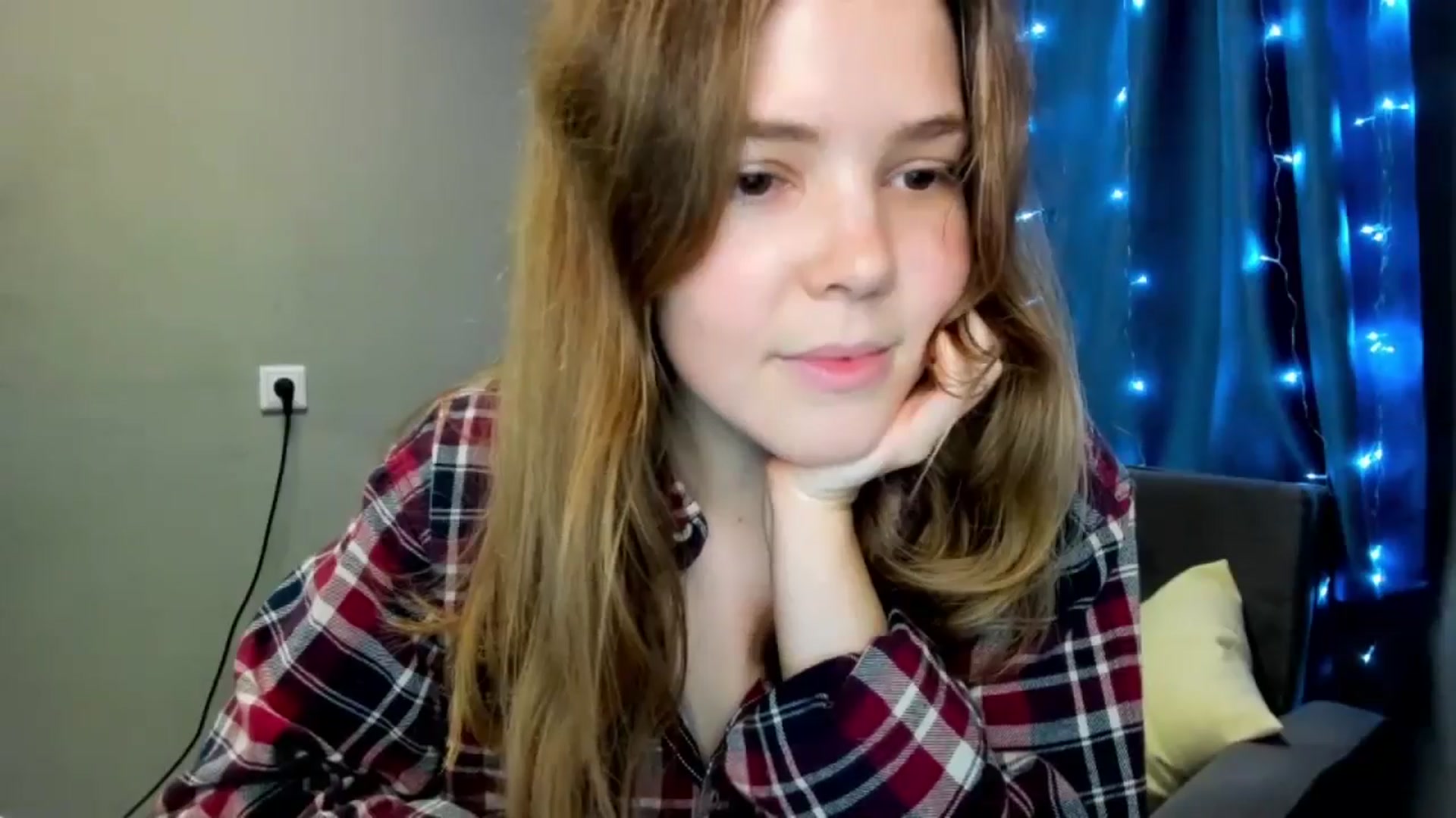 Gallery image thumbnail from EffyShy's myfreecams stream on, 10/20/2024, 19:18 image 2 of 20