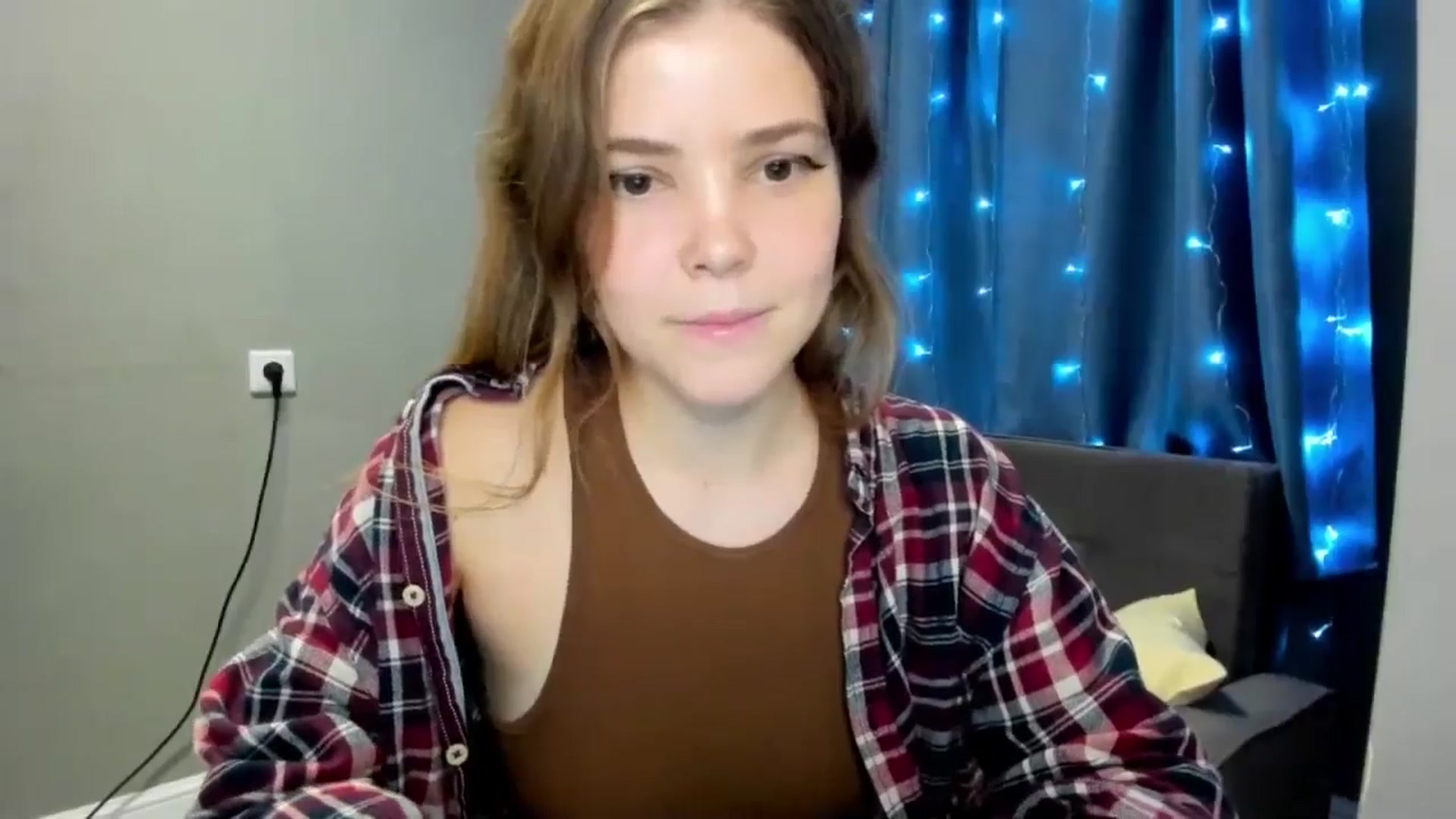 Gallery image thumbnail from EffyShy's myfreecams stream on, 10/26/2024, 19:28 image 6 of 20