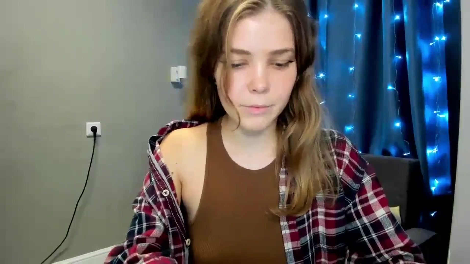 Gallery image thumbnail from EffyShy's myfreecams stream on, 10/26/2024, 21:11 image 7 of 20