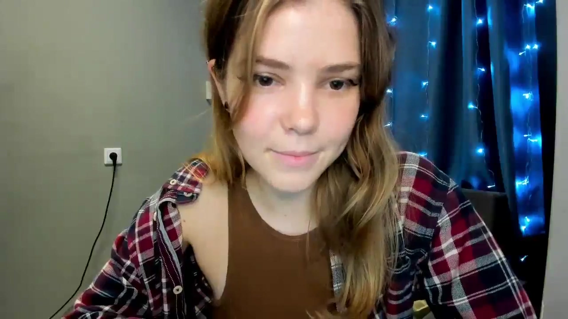 Gallery image thumbnail from EffyShy's myfreecams stream on, 10/26/2024, 21:11 image 10 of 20