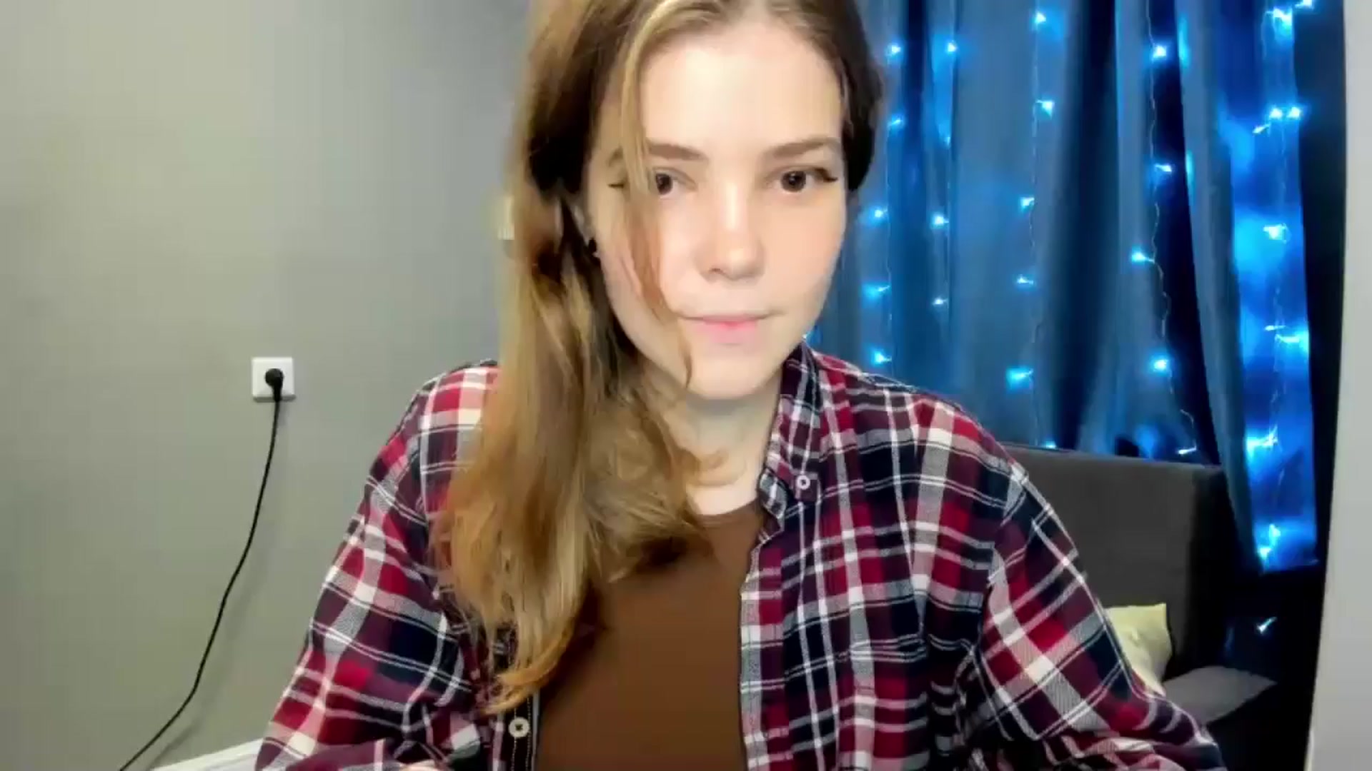Gallery image thumbnail from EffyShy's myfreecams stream on, 10/26/2024, 21:11 image 1 of 20