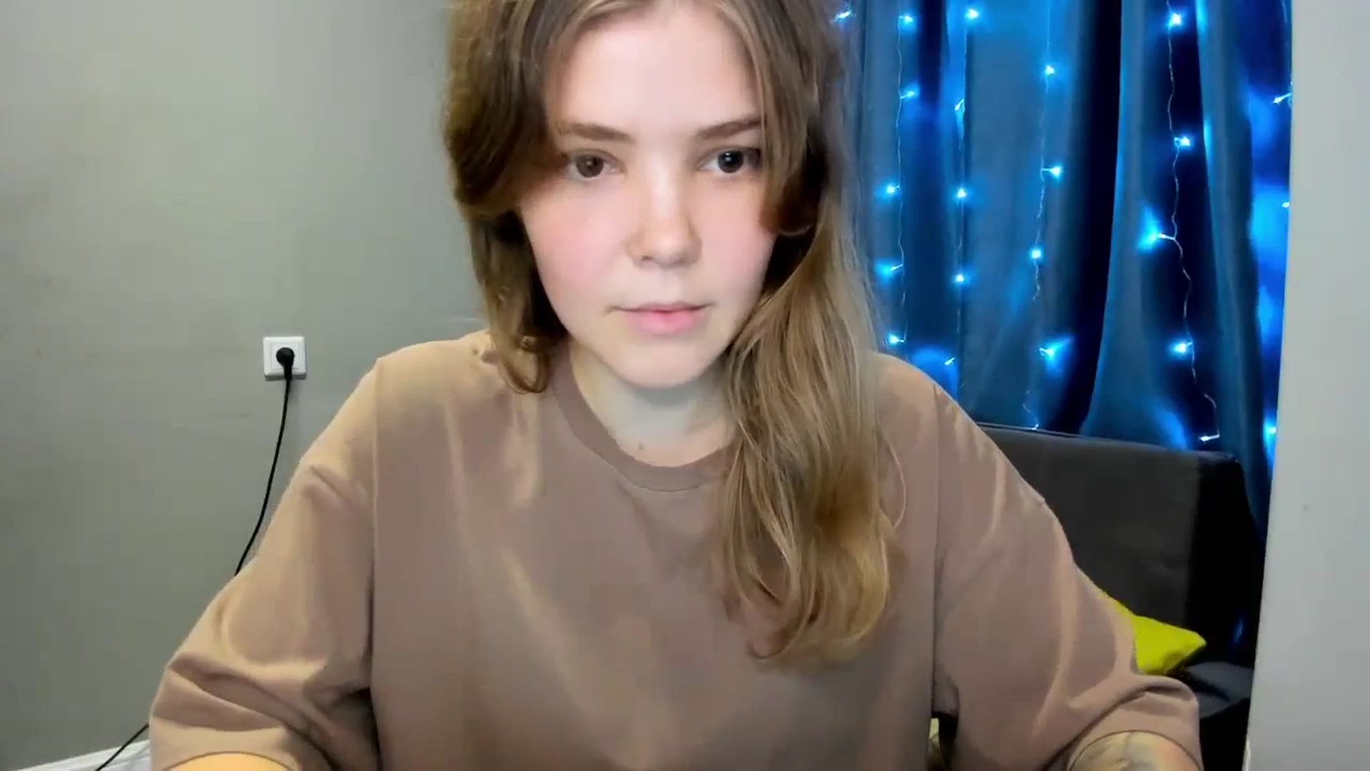 Gallery image thumbnail from EffyShy's myfreecams stream on, 10/30/2024, 19:14 image 5 of 20