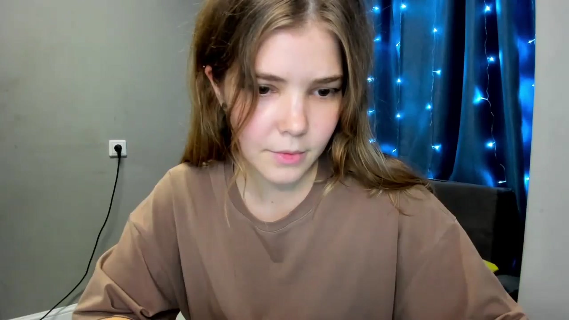 Gallery image thumbnail from EffyShy's myfreecams stream on, 10/30/2024, 21:04 image 16 of 20