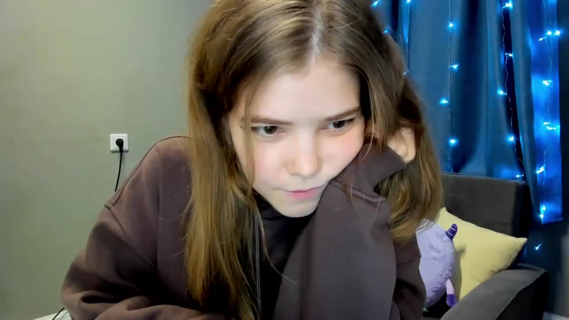 Gallery image thumbnail from EffyShy's myfreecams stream on, 11/13/2024, 18:52 image 5 of 20
