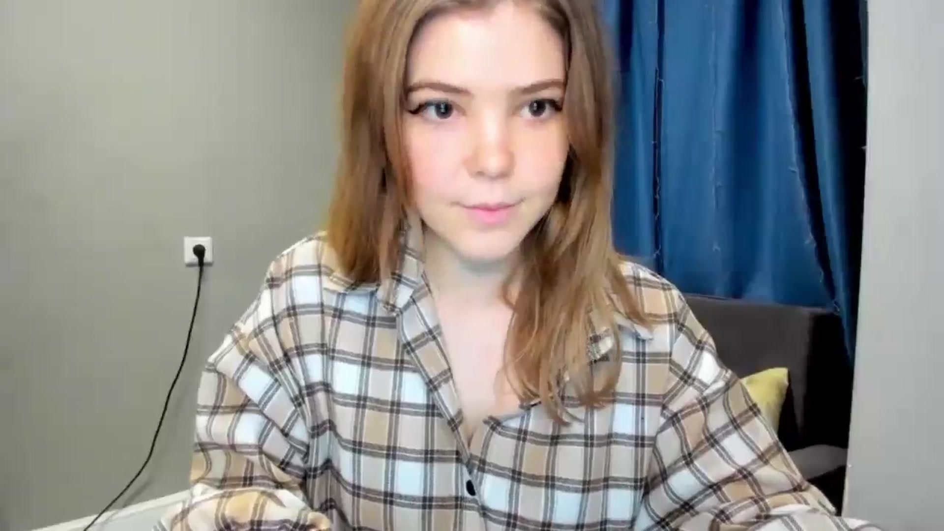 Gallery image thumbnail from EffyShy's myfreecams stream on, 12/10/2024, 14:25 image 11 of 20