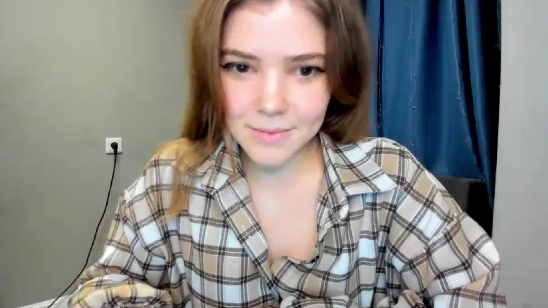 Gallery image thumbnail from EffyShy's myfreecams stream on, 12/10/2024, 19:59 image 4 of 20