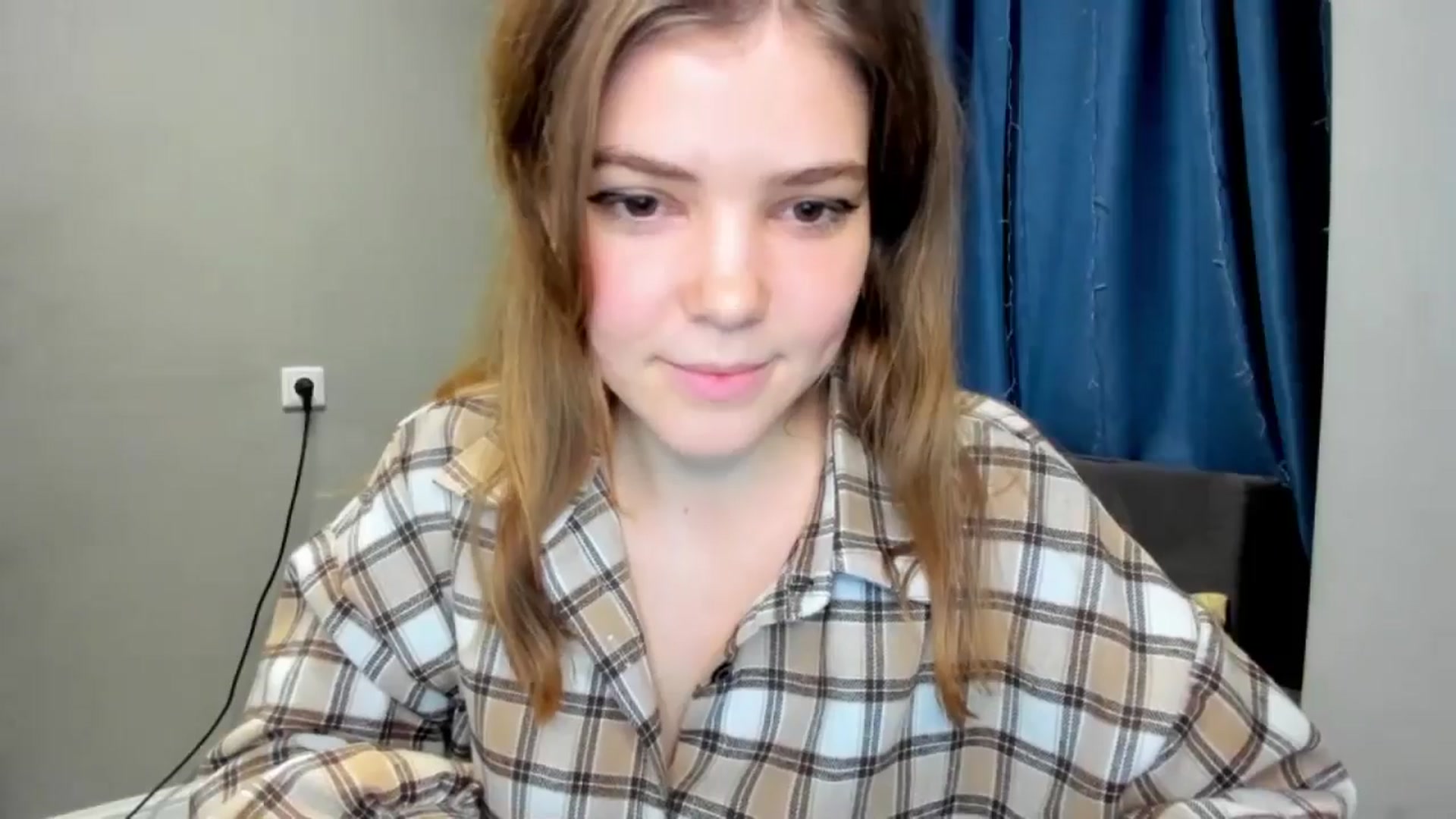Gallery image thumbnail from EffyShy's myfreecams stream on, 12/10/2024, 19:59 image 15 of 20