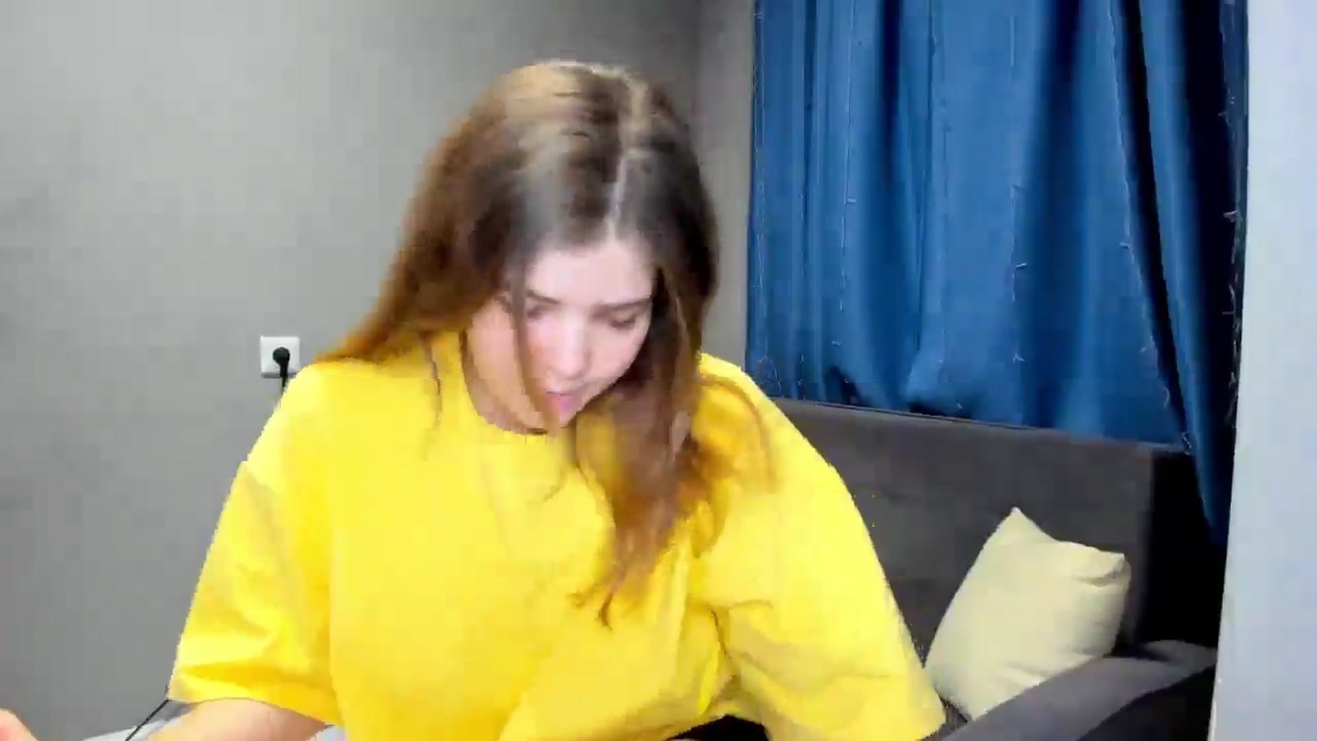 Gallery image thumbnail from EffyShy's myfreecams stream on, 12/15/2024, 20:15 image 5 of 20