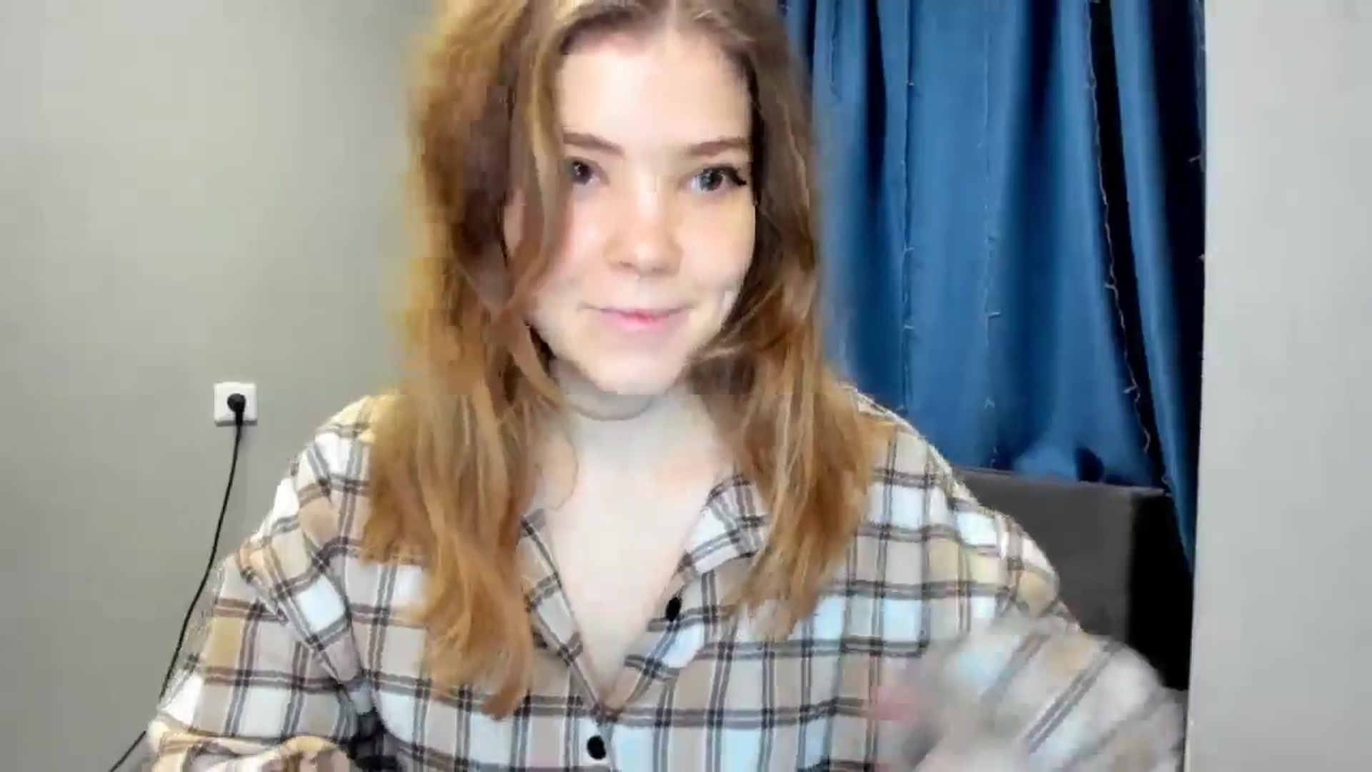 Gallery image thumbnail from EffyShy's myfreecams stream on, 12/20/2024, 14:42 image 19 of 20