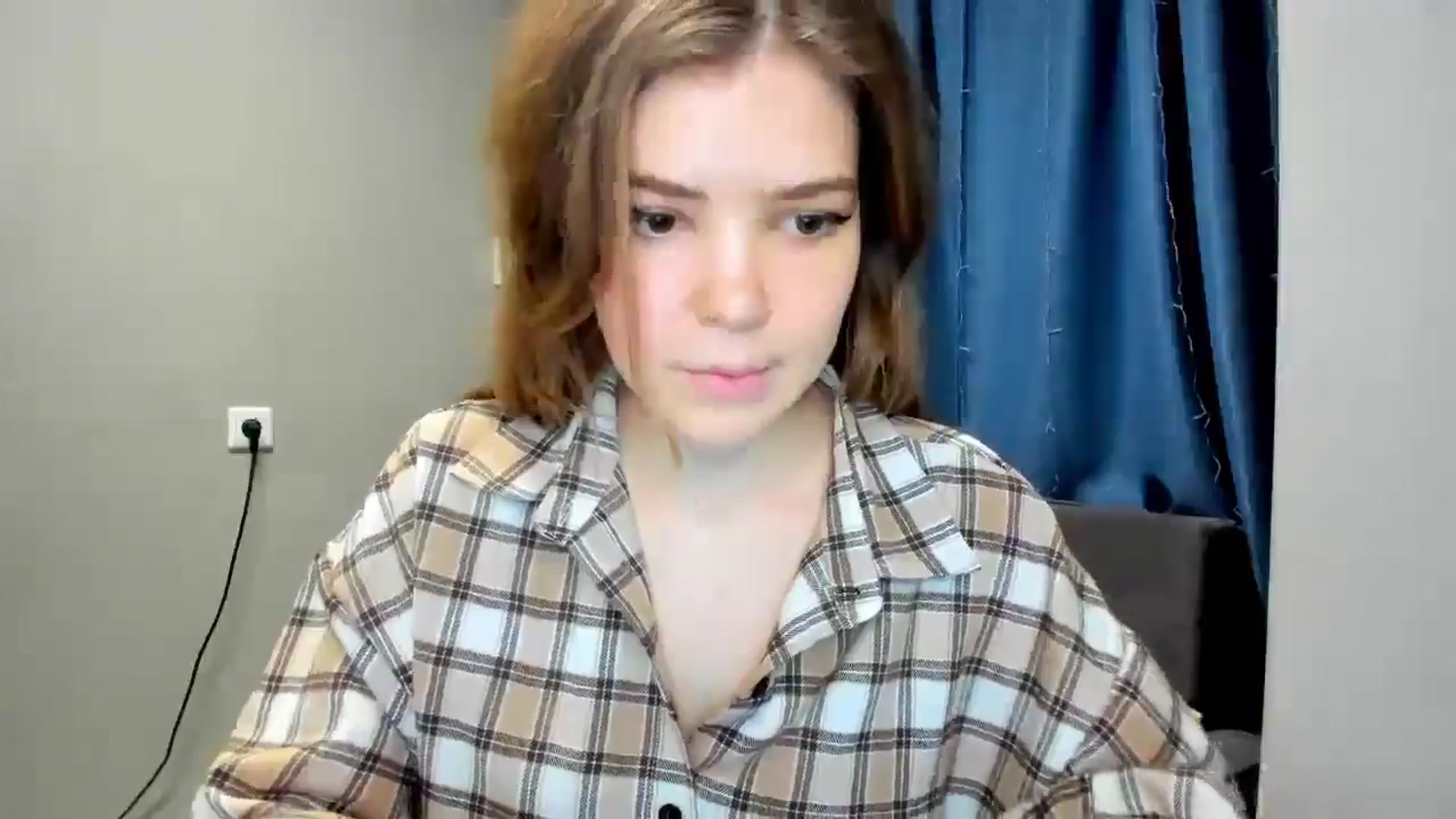 Gallery image thumbnail from EffyShy's myfreecams stream on, 12/20/2024, 16:31 image 15 of 20