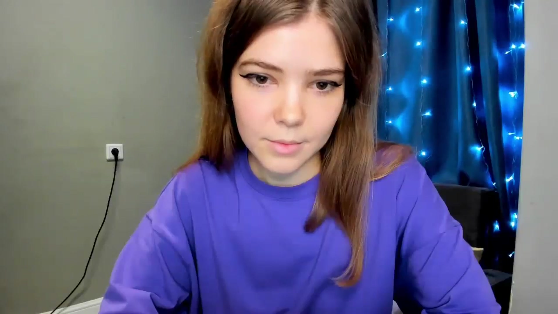 Gallery image thumbnail from EffyShy's myfreecams stream on, 12/21/2024, 12:37 image 9 of 20