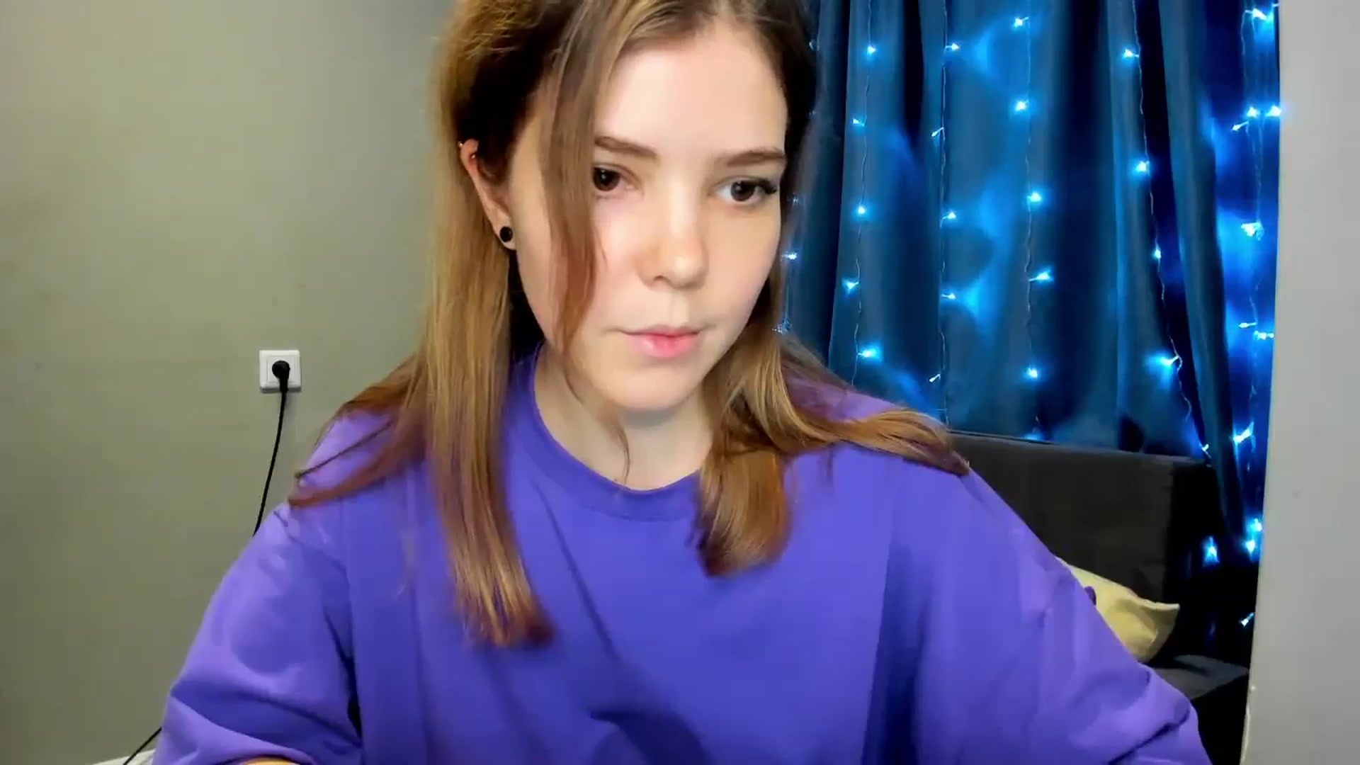 Gallery image thumbnail from EffyShy's myfreecams stream on, 12/21/2024, 14:19 image 15 of 20
