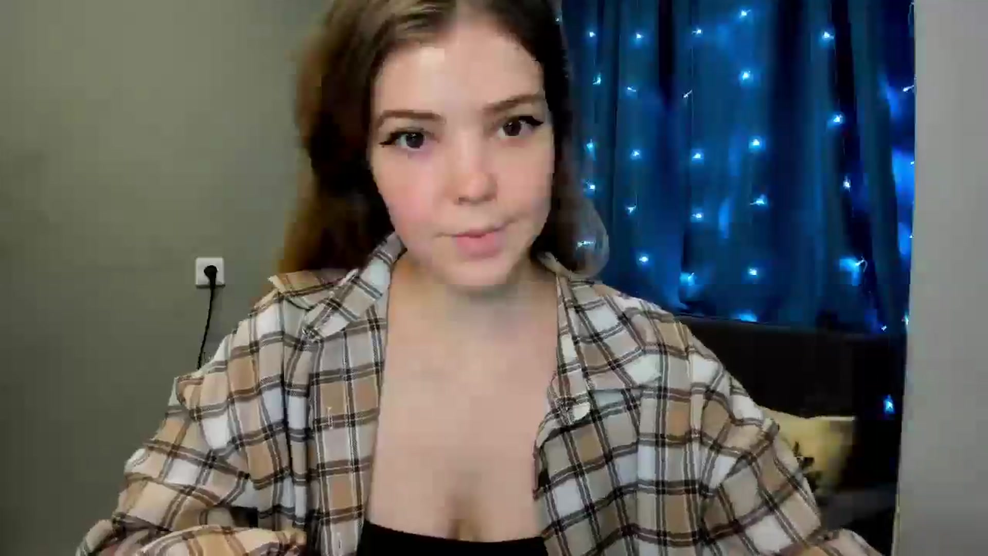 Gallery image thumbnail from EffyShy's myfreecams stream on, 12/24/2024, 12:29 image 11 of 20