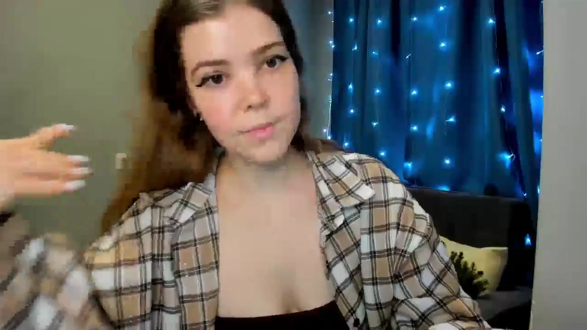 Gallery image thumbnail from EffyShy's myfreecams stream on, 12/24/2024, 12:29 image 13 of 20