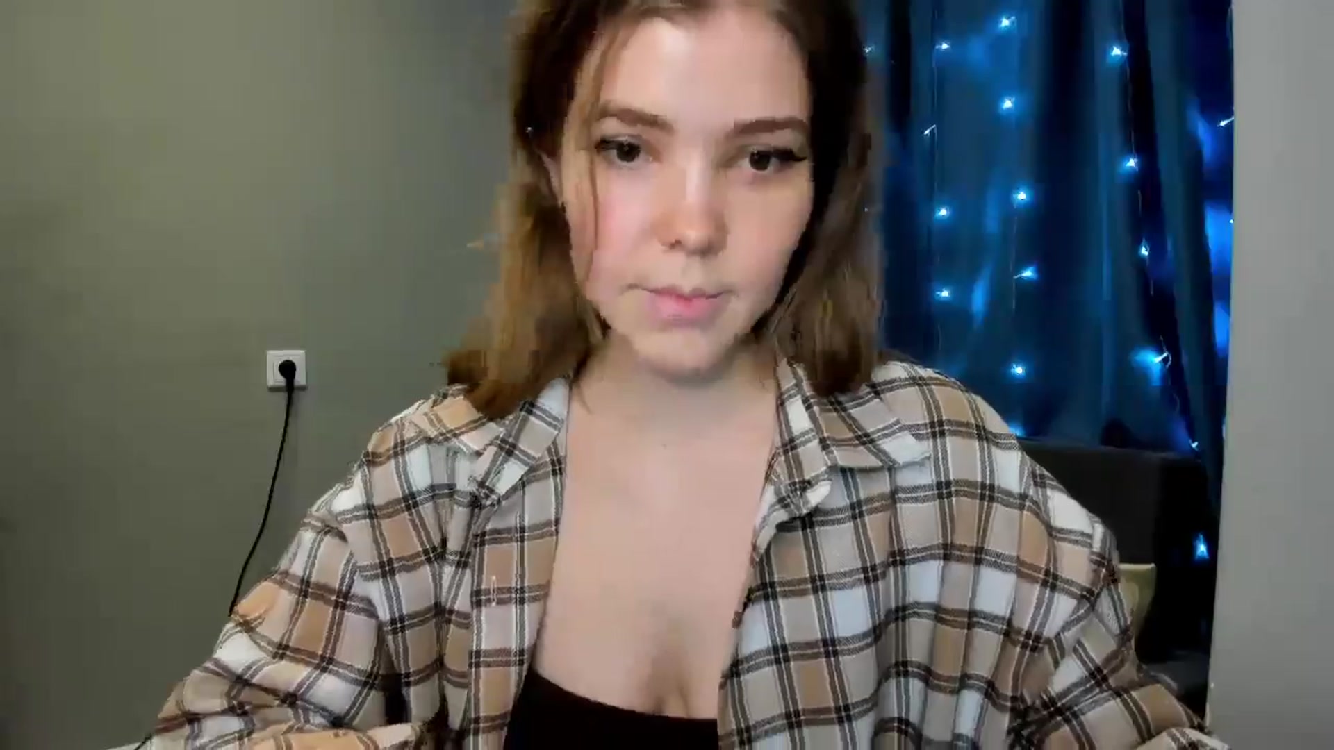 Gallery image thumbnail from EffyShy's myfreecams stream on, 12/24/2024, 16:37 image 18 of 20