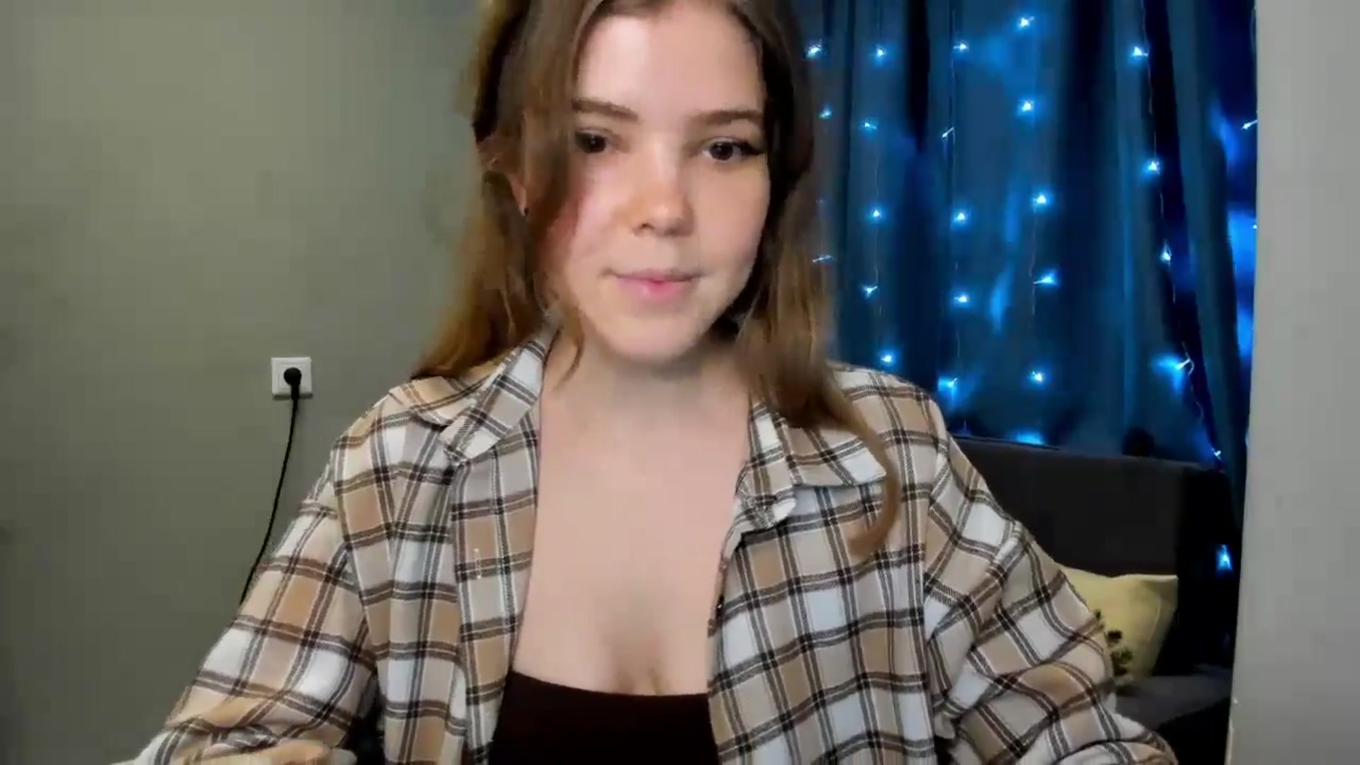Gallery image thumbnail from EffyShy's myfreecams stream on, 12/24/2024, 17:12 image 6 of 20