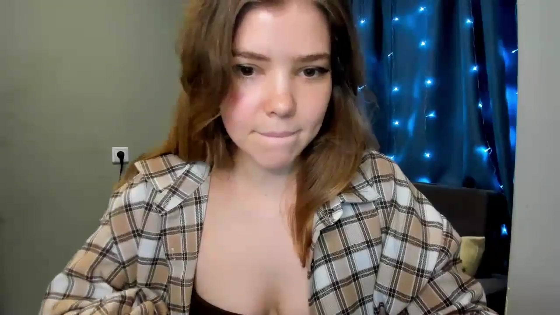 Gallery image thumbnail from EffyShy's myfreecams stream on, 12/24/2024, 17:12 image 15 of 20