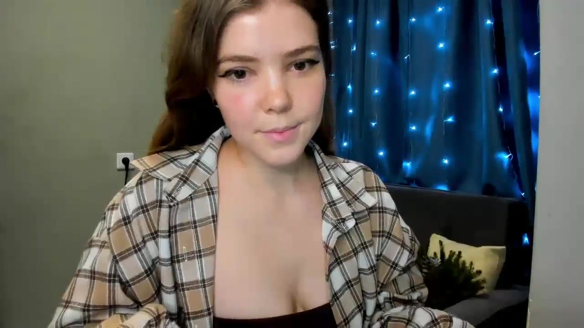 Gallery image thumbnail from EffyShy's myfreecams stream on, 12/24/2024, 17:12 image 13 of 20